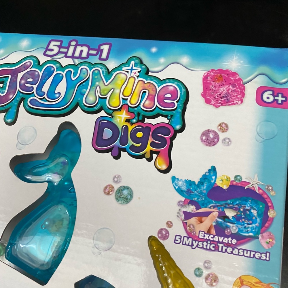 Jelly Jewelry Making Kit - Picture 2 of 3